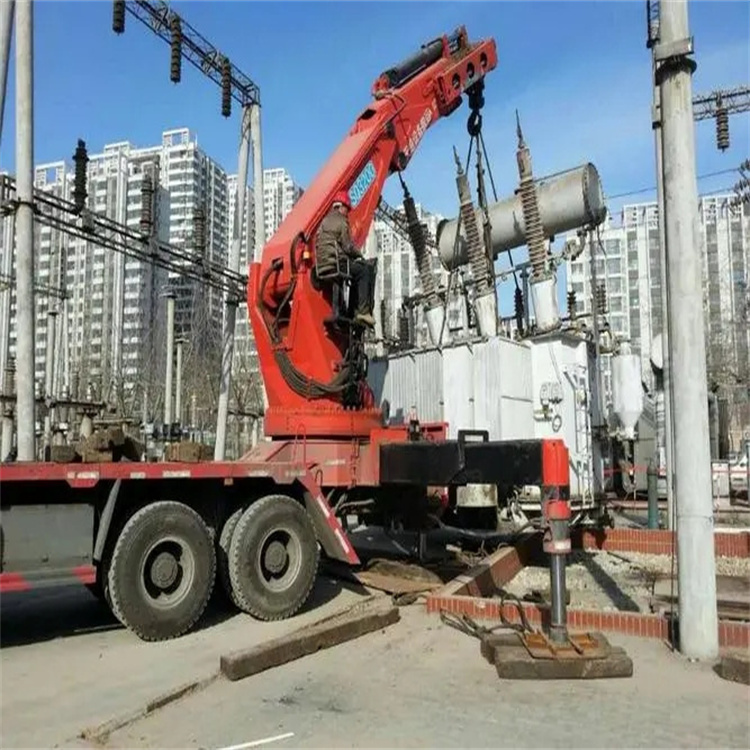 新晃就近吊车出租|工地厂房吊装设备租赁|24小时高效响应