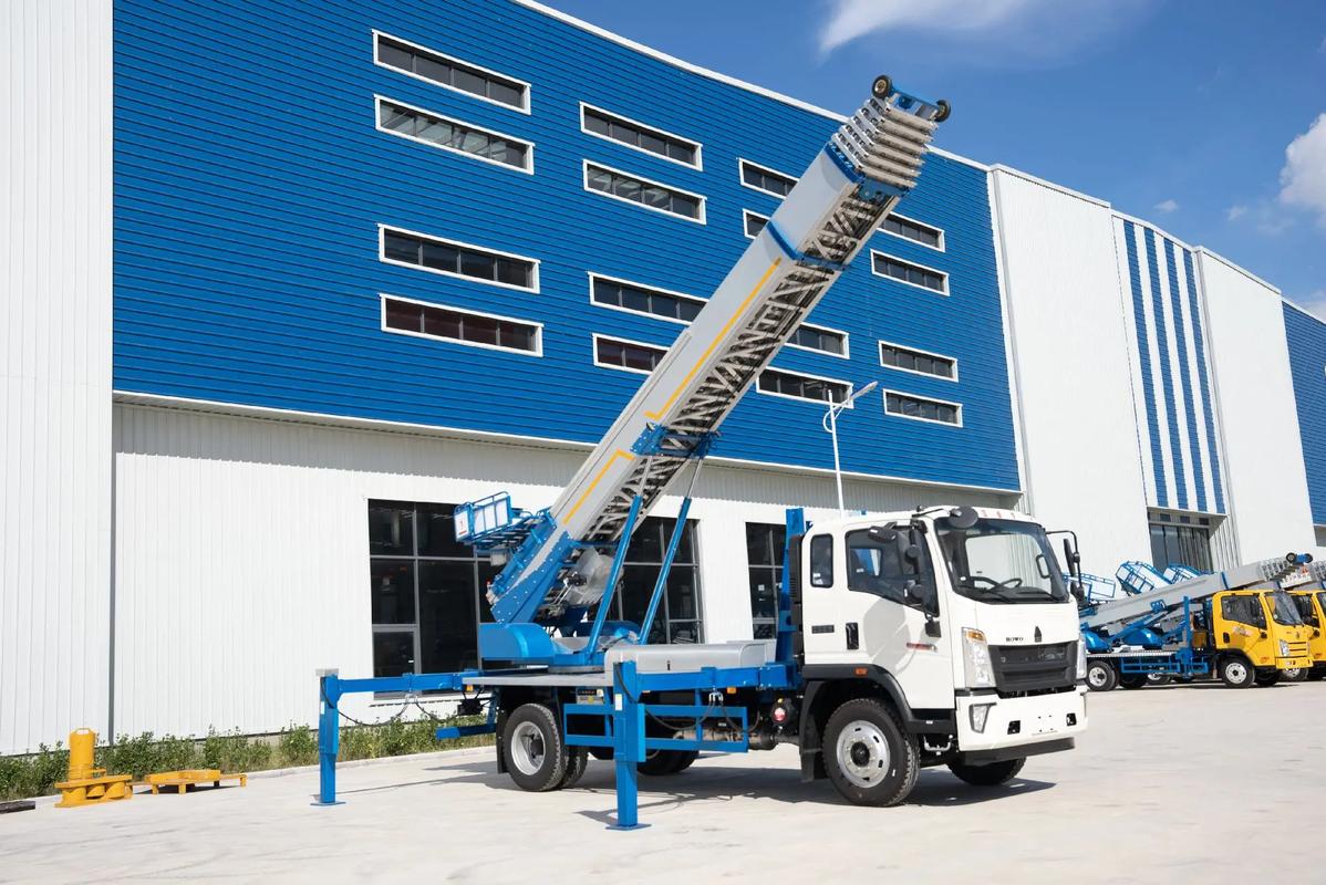 新晃小型云梯车上料车租赁多少钱