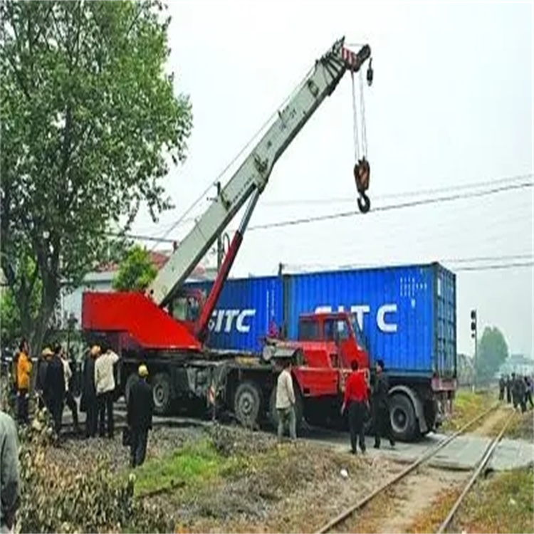 新晃如何快速找到附近的吊车救援公司