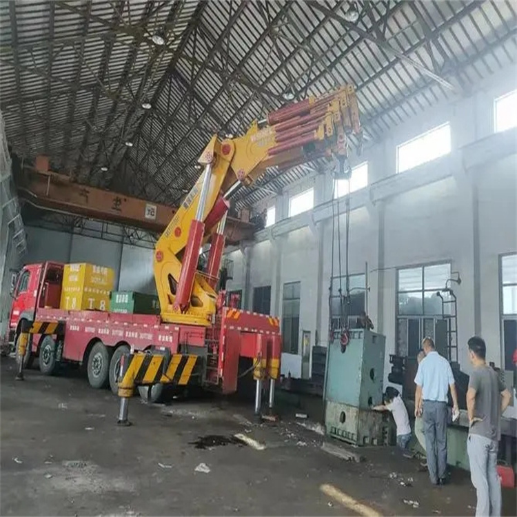 新晃速查！附近自卸吊车租赁电话及租赁全攻略