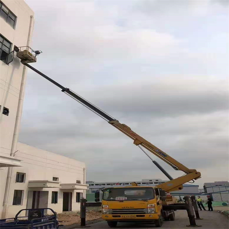 新晃附近高空车出租|市政施工/设备安装专用|随叫随到|亿立达设备租赁